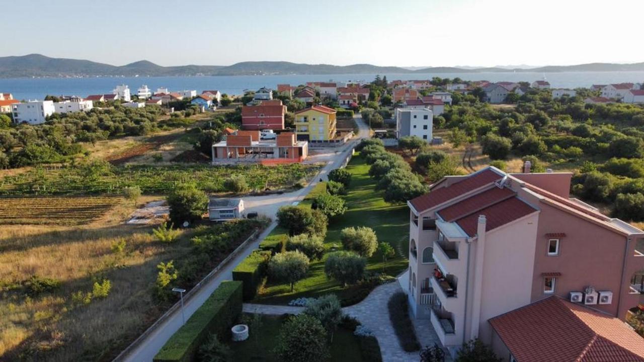 Luxury Apartments Garden Sukošan Екстериор снимка