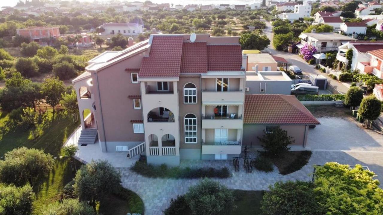 Luxury Apartments Garden Sukošan Екстериор снимка
